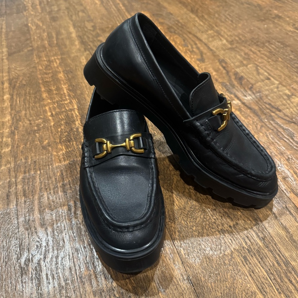 Zara Black Chunky Loafers w/ Gold Hardware – Women’s